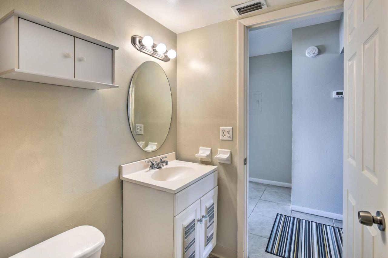 St Pete Condo With Heated Pool - Less Than 1 Mi To Beach! セント・ピート・ビーチ エクステリア 写真